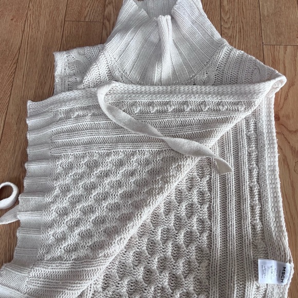 MSCH Sweater Vest - Picture 4 of 4